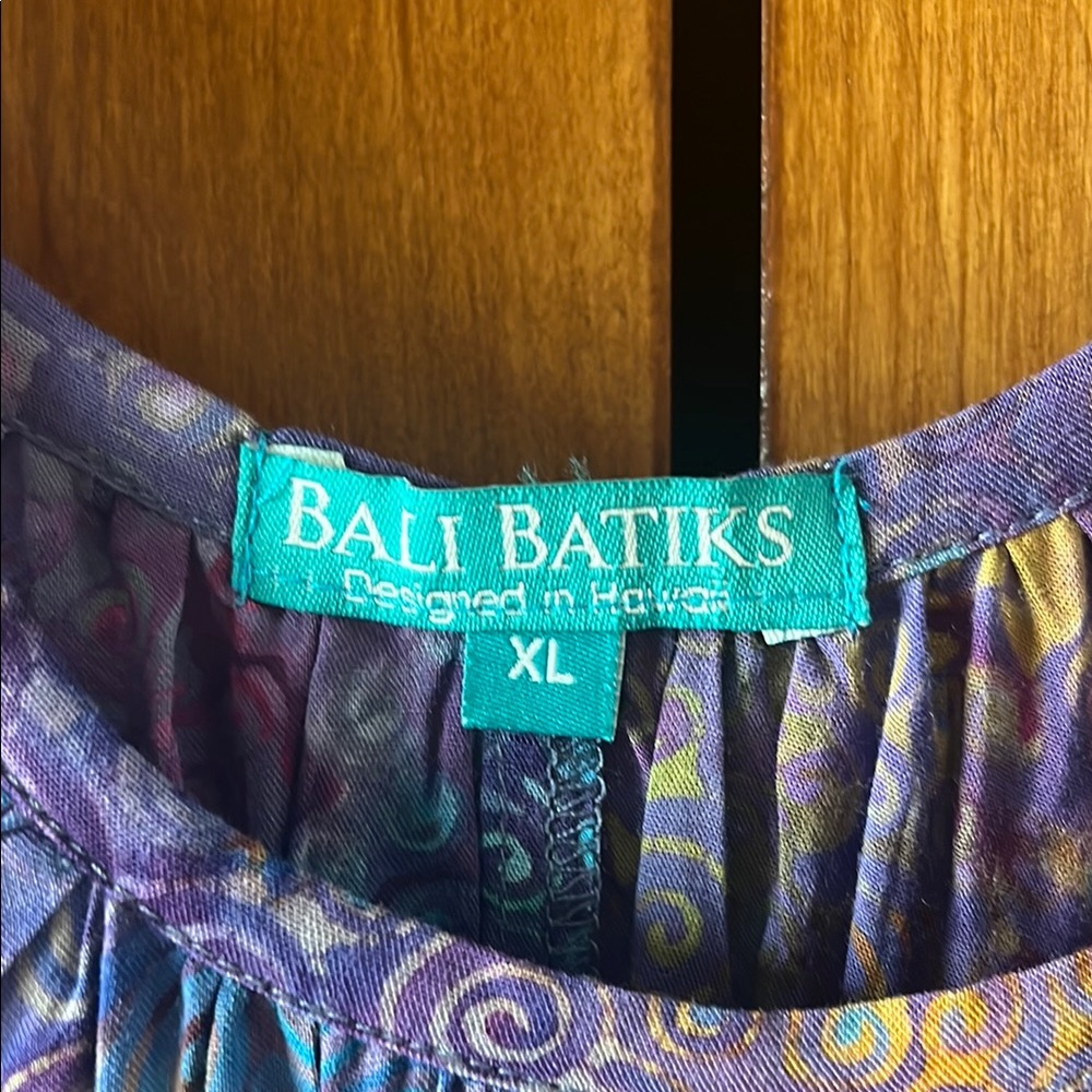 Batik Beach Dress - Picture 2 of 3